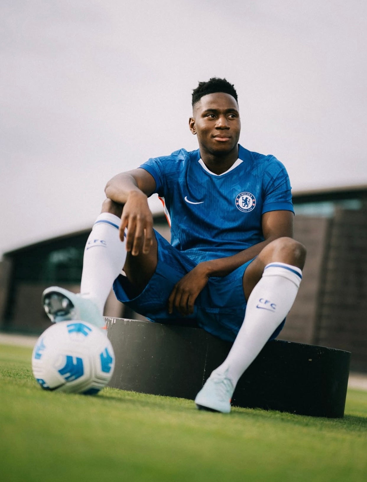 Chelsea Home kit 2025/26